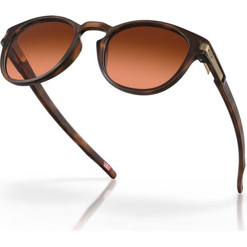 Oakley Latch