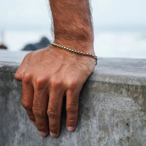 Pura Vida Men's Carabiner Clasp Chain Bracelet