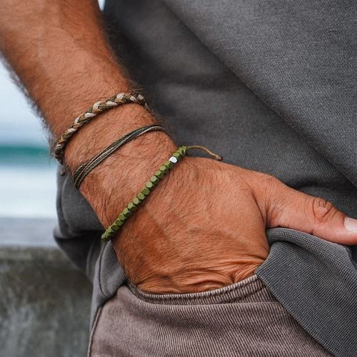 Pura Vida Men's Coated Hematite Stretch Bracelet