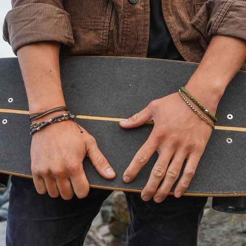 Pura Vida Men's Coated Hematite Stretch Bracelet