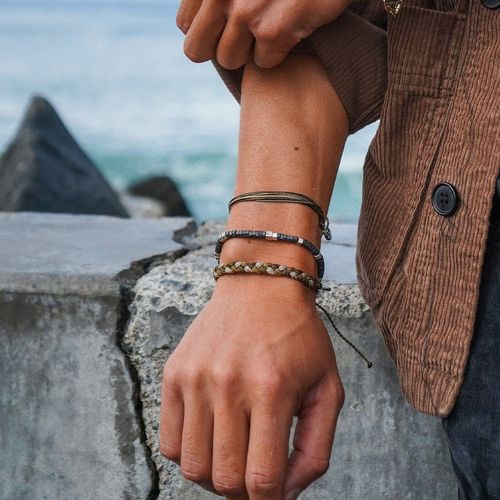 Load image into Gallery viewer, Pura Vida Men&#39;s Faceted Pyrite Stretch Bracelet
