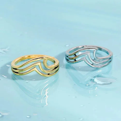 Pura Vida Surfrider Triple Wave Ring