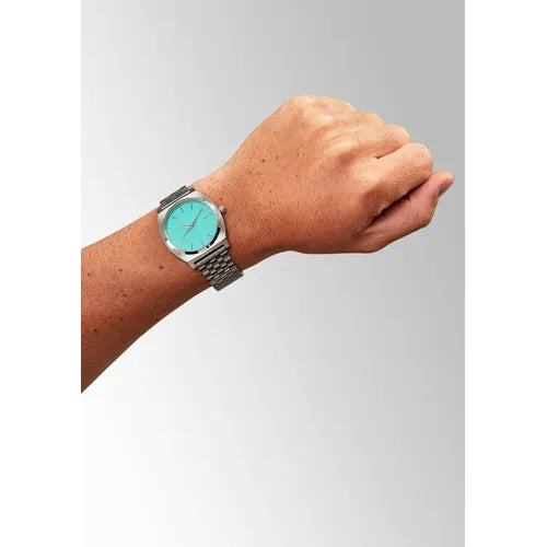 Nixon Time Teller