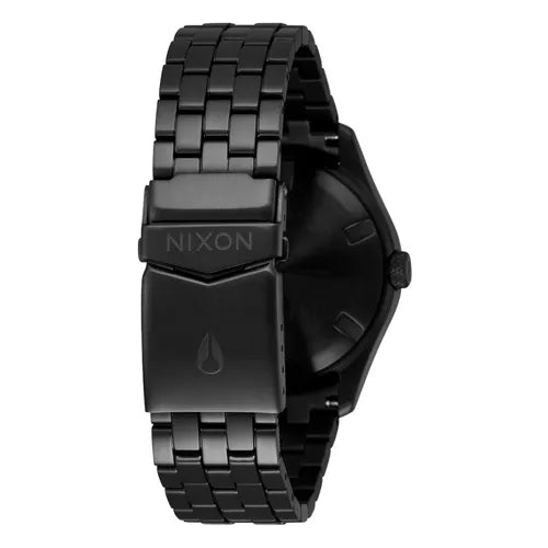 Nixon Echo 38