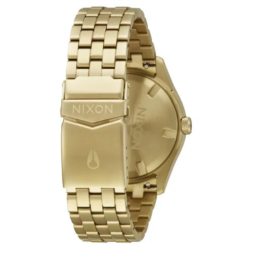 Nixon Echo 38