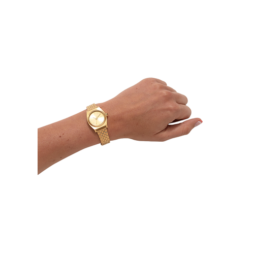 Nixon Small Time Teller