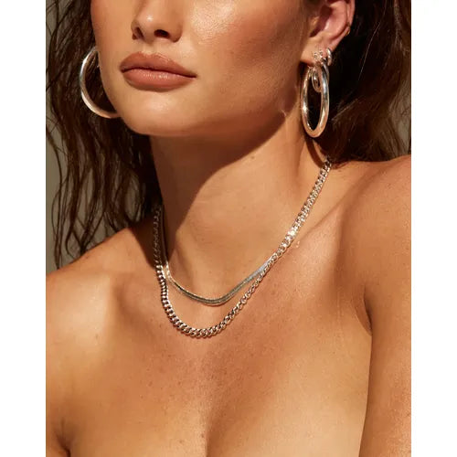 Load image into Gallery viewer, Luv Aj The Classique Herringbone Chain
