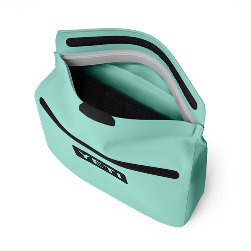 YETI Sidekick Dry™ Gear Case