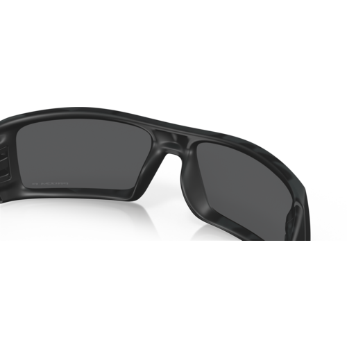 Load image into Gallery viewer, Oakley Gascan (Polarized)

