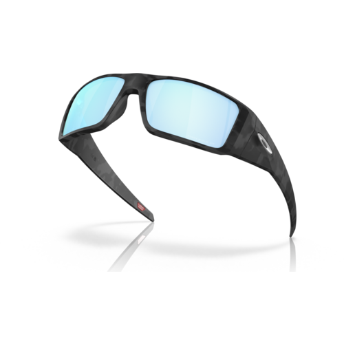 Load image into Gallery viewer, Oakley Heliostat (Polarized)
