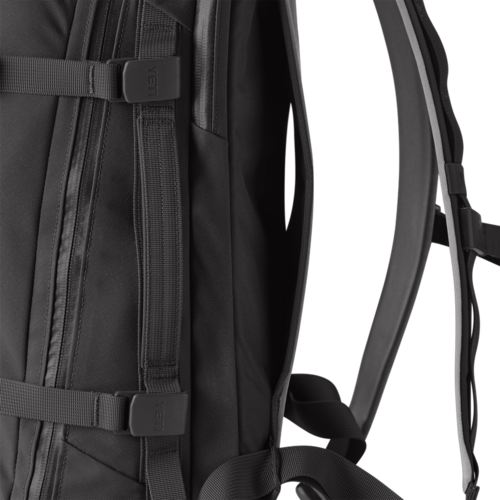 Load image into Gallery viewer, YETI Crossroads 27 L Backpack
