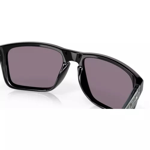 Oakley Holbrook™ XL High Resolution Collection