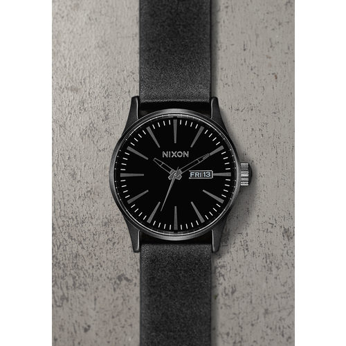 Nixon Sentry Leather