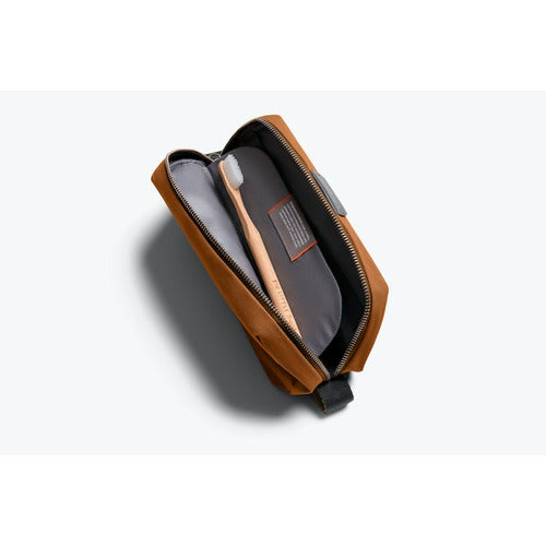 Load image into Gallery viewer, Bellroy Toiletry Kit
